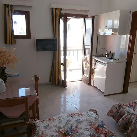 Creta Mar-gio Aparthotel